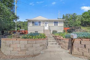 4brnear Garden Of The Gods With Large Yard