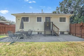 4brnear Garden Of The Gods With Large Yard