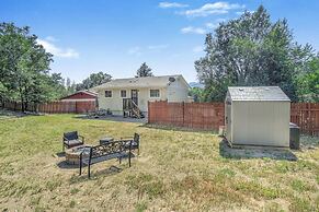 4brnear Garden Of The Gods With Large Yard
