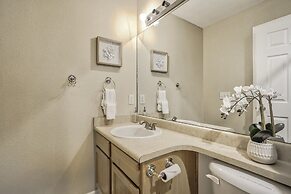 3BD Quiet Suburbs Restaurants & Parks