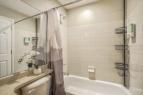 3BD Quiet Suburbs Restaurants & Parks