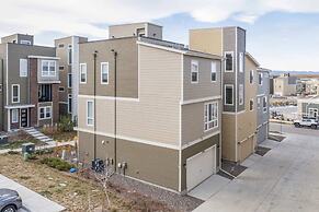 3BD Rooftop Lounge Restaurants & Parks