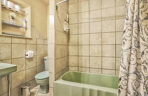 2BR Manitou Get Away Close To Everything!