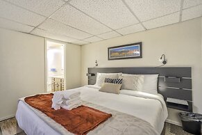 4BR Central Location & Near Parks!