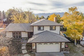 4BR Central Location & Near Parks!