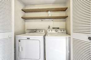 4BR Central Location & Near Parks!