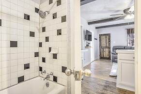 2BD Cozy Retreatclose to Red Rocksdogs Welcome!