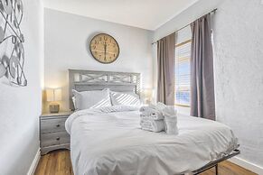 2BD Cozy Retreatclose to Red Rocksdogs Welcome!