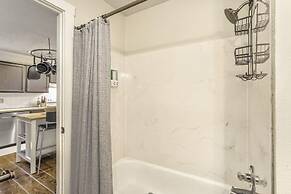 2BR Old Colorado City Dog Friendly!