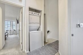 3brstate Park&mountainsnearby Lake