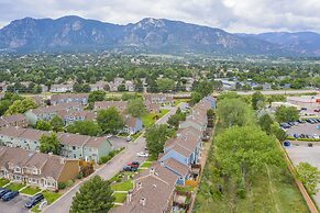 3brstate Park&mountainsnearby Lake