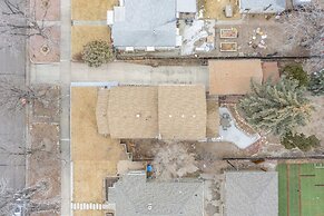 2BR Central Location Big Backyard & Dog Friendly!