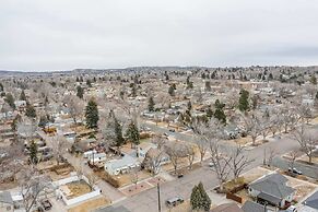 2BR Central Location Big Backyard & Dog Friendly!