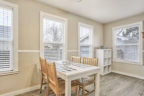 2BR Central Location Big Backyard & Dog Friendly!