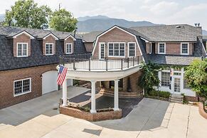 Broadmoor Luxury Mansion 5 Star Experience Theater Cheyenne Mountain V