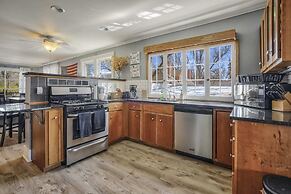 3brminutes to Downtowndog Friendly