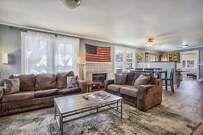 3brminutes to Downtowndog Friendly