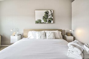 3brmodern Homenearby Parks & Mountains