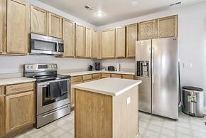 3brmodern Homenearby Parks & Mountains