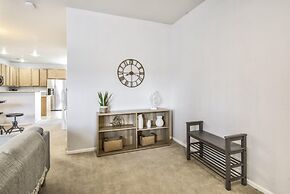 3brmodern Homenearby Parks & Mountains