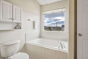 3brmodern Homenearby Parks & Mountains