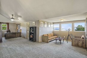 4BD Quiet Ranch Setting Historical Canyon Views