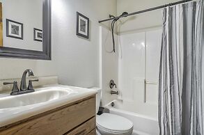 4BD Quiet Ranch Setting Historical Canyon Views