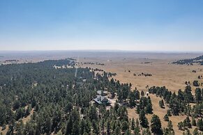 4BD Quiet Ranch Setting Historical Canyon Views