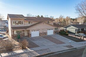 2bdcentrally Locatedclose to Shops & Restaurants!