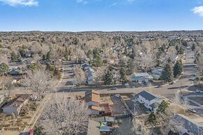 2bdcentrally Locatedclose to Shops & Restaurants!