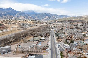 1BD Suite Trails & Garden of the Gods Dogs Welcome!