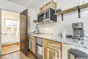 1BD Suite Trails & Garden of the Gods Dogs Welcome!