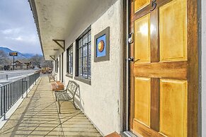 1BD Suite Trails & Garden of the Gods Dogs Welcome!