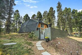 Crystal Cabin Pikes Peak Mountain w/ Wine Cellar