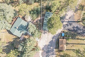 Wine Gazebopikes Peak Mountain Log Cabin for 2