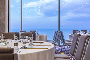 Le Sands Oceanfront Danang Hotel