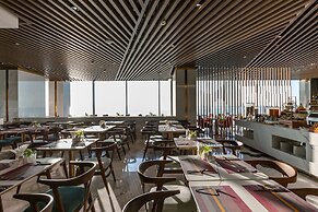 Le Sands Oceanfront Danang Hotel