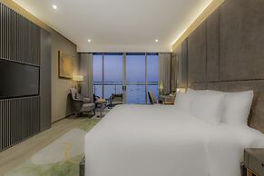 Le Sands Oceanfront Danang Hotel