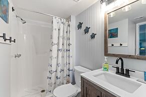 Crescent Sands In Windy Hill D6 3 Bedroom Condo by RedAwning