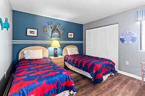 Crescent Sands In Windy Hill D6 3 Bedroom Condo by RedAwning