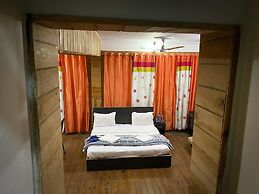 The Canadian Woods Resort