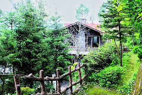 The Canadian Woods Resort