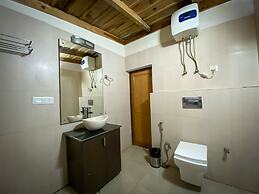 The Canadian Woods Resort