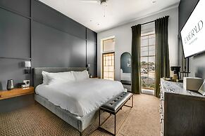 The Emerald Boutique Stays