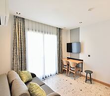 Avilia Suites