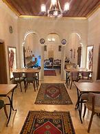 Zuwinasa House Hotel