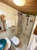 Zuwinasa House Hotel