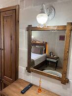 Zuwinasa House Hotel