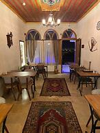 Zuwinasa House Hotel