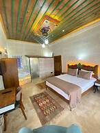 Zuwinasa House Hotel